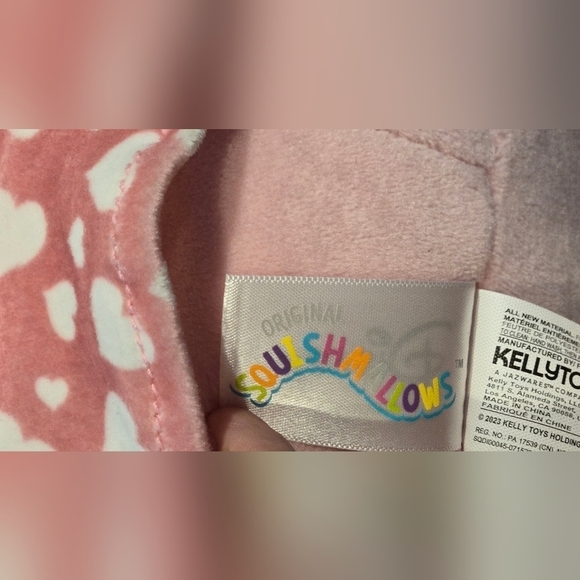 Disney Squishmallow Minnie Mouse - Picture 6 of 6